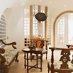 Kongress Hotel 4*