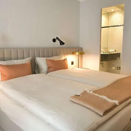 콩그레스 호텔 4*